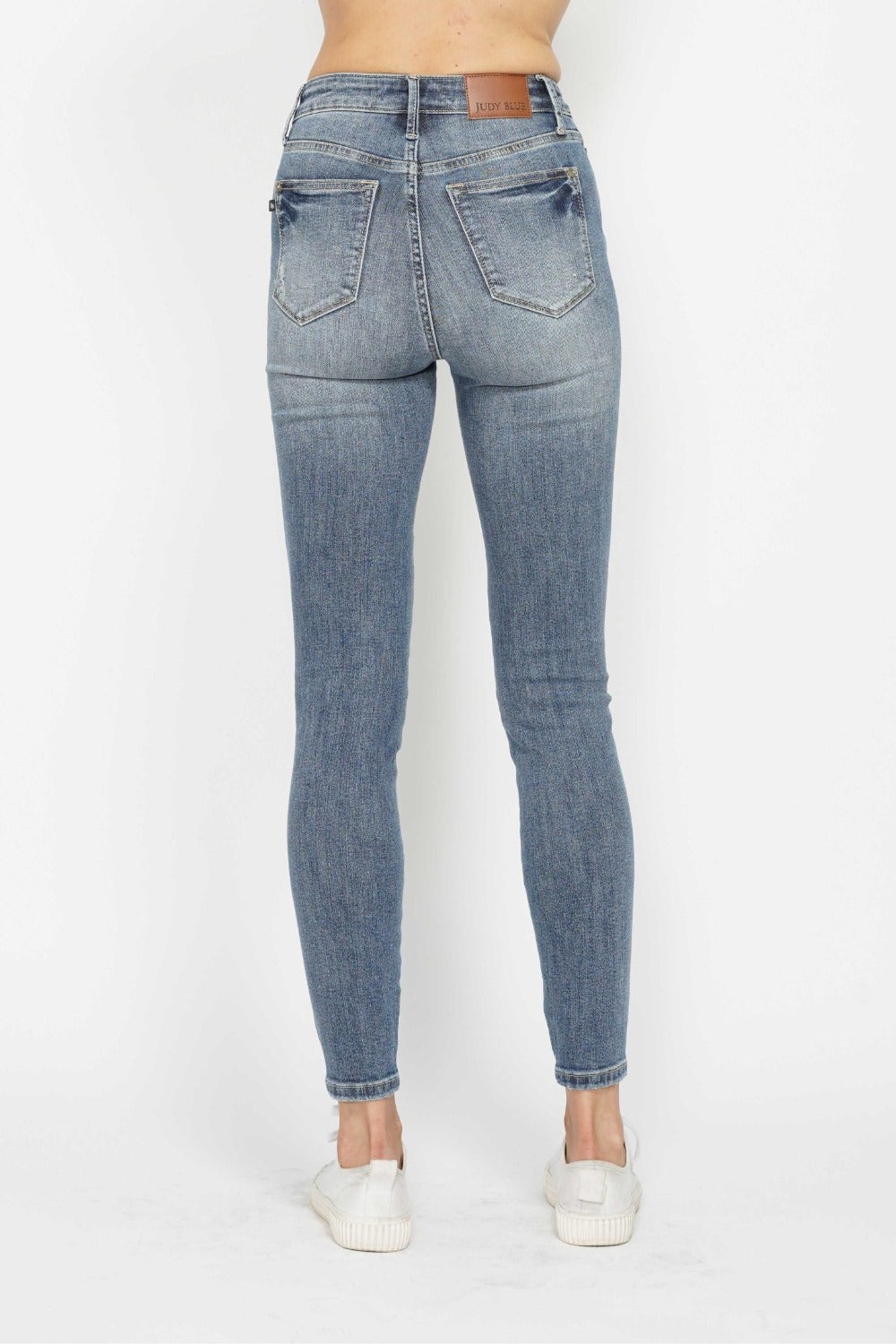 Tapered Ankle Skinny Jeans