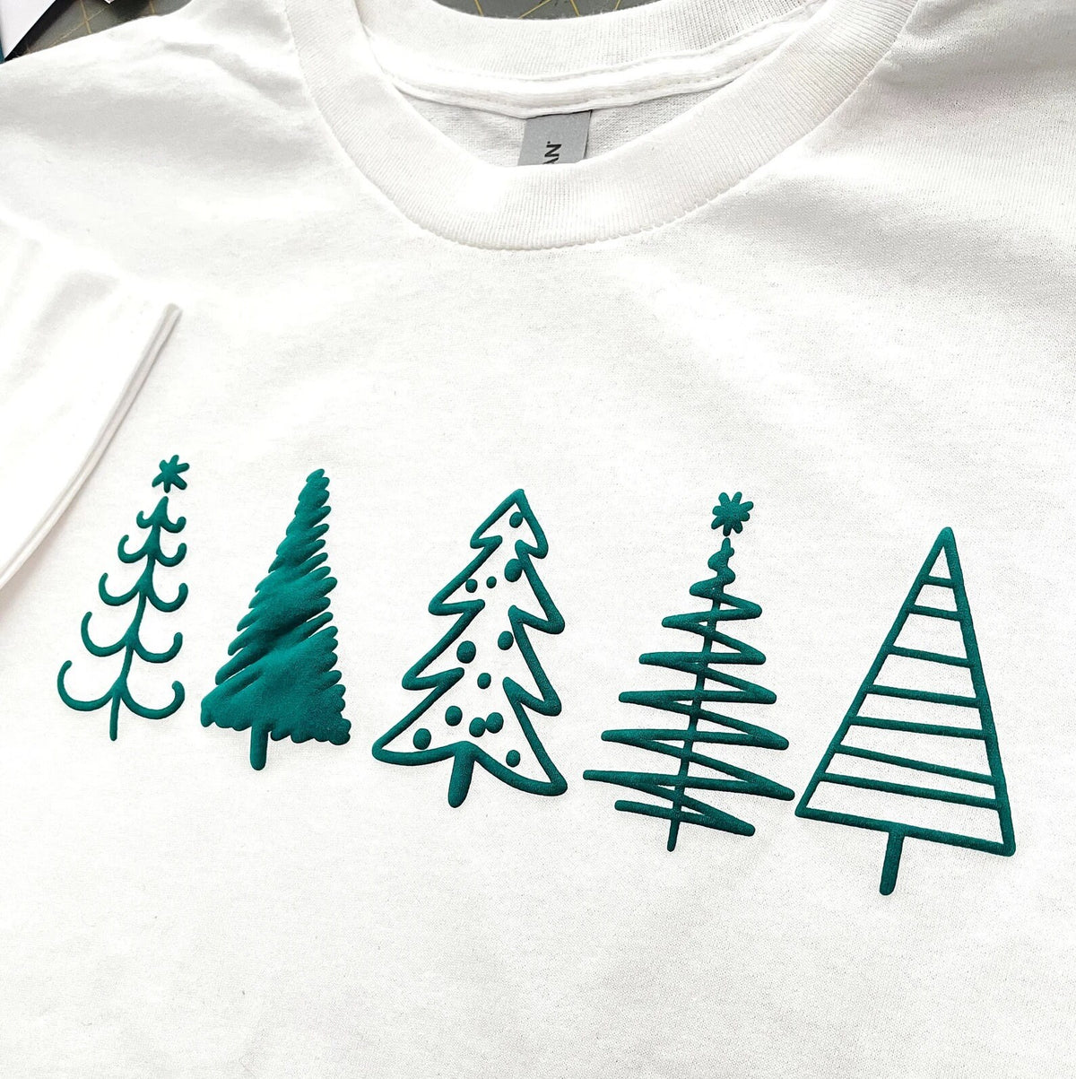 Ready To Ship | Puff Tee Shirt | Doodle Trees | Size L
